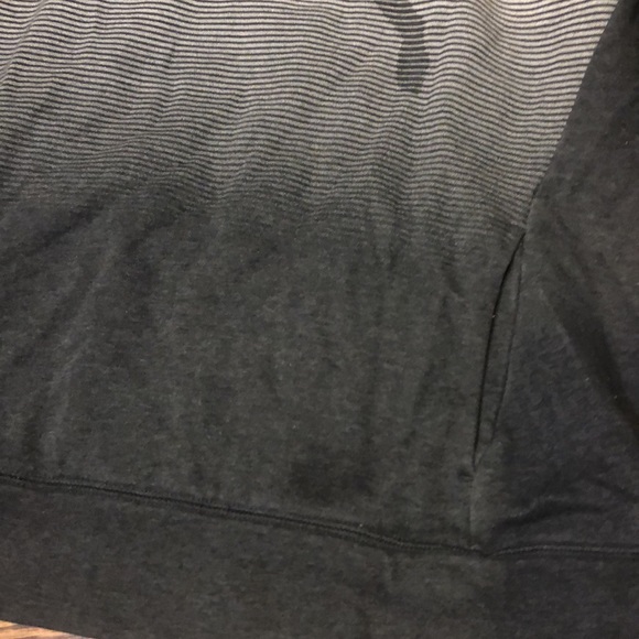 EUC Puma Warm Cell hoodie - Picture 2 of 9